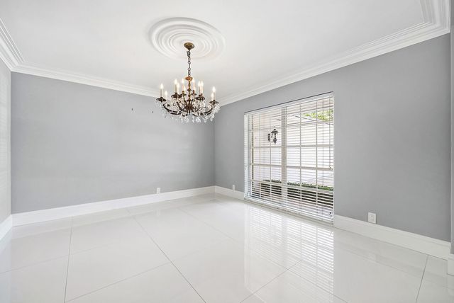 417 N Country Club Drive, Atlantis, FL 33462