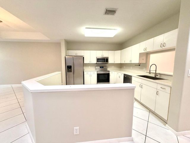 9678 ROYAL PALM Boulevard, Coral Springs, FL 33065