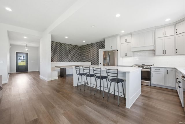 12915 Hallux Cove, Fort Wayne, IN 46845