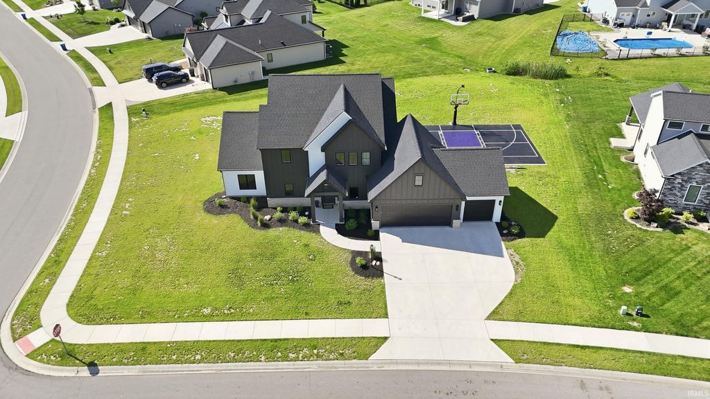12915 Hallux Cove, Fort Wayne, IN 46845