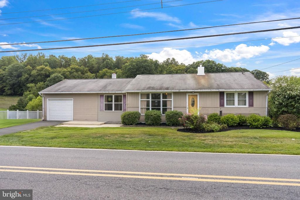 483 GEHMAN RD, Barto, PA 19504