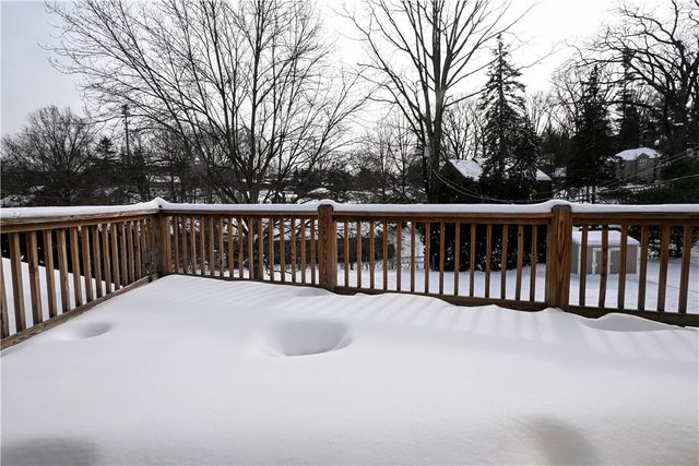 4355 E Barlind Dr, Whitehall, PA 15227