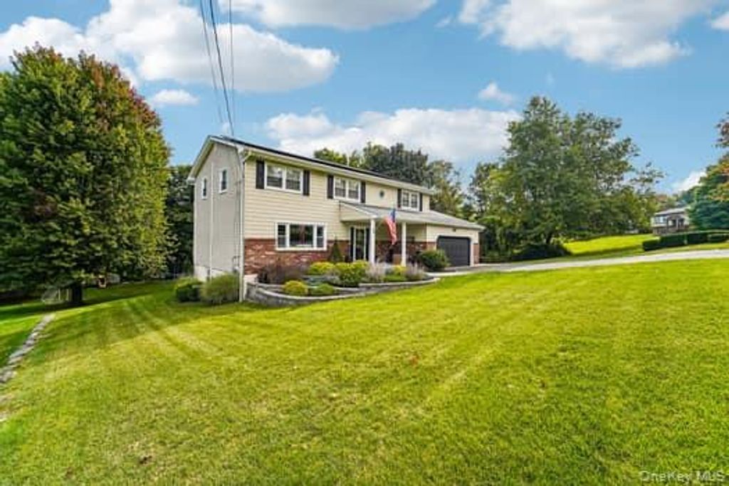 31 Peter Bush Drive, Monroe, NY 10950 — photo 3