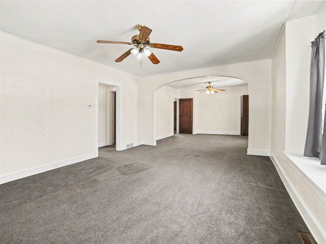 409 E Foster Street, Ludington, MI 49431