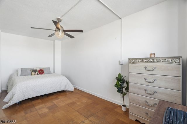 201 St. Pauls Ave 15P, Jersey City, NJ 07306