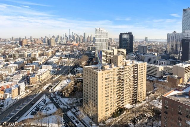 201 St. Pauls Ave 15P, Jersey City, NJ 07306