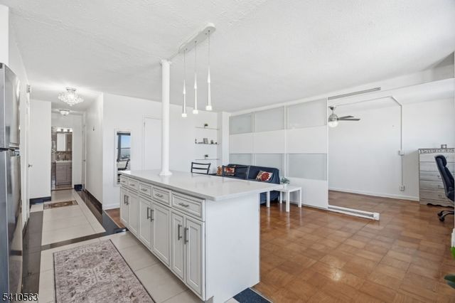 201 St. Pauls Ave 15P, Jersey City, NJ 07306