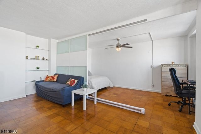 201 St. Pauls Ave 15P, Jersey City, NJ 07306