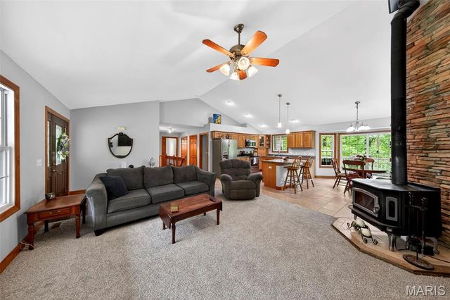 138 Royal Drive, Foley, MO 63347