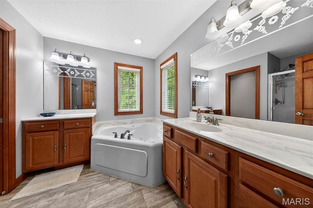 138 Royal Drive, Foley, MO 63347