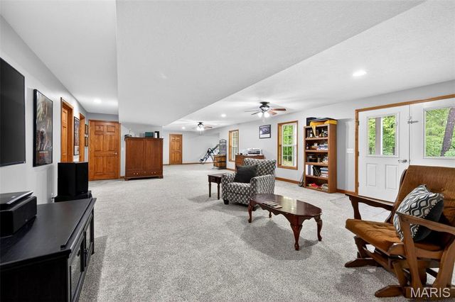 138 Royal Drive, Foley, MO 63347