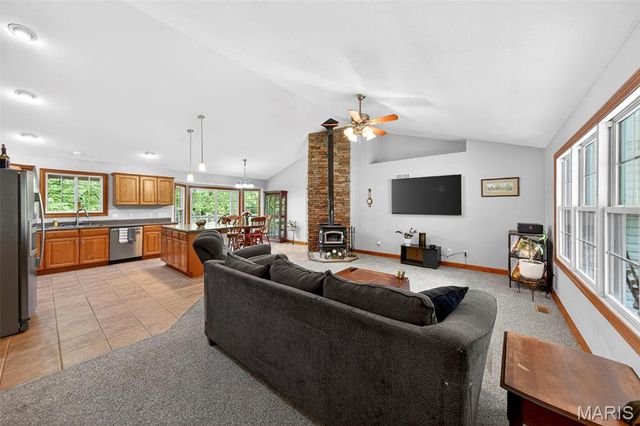 138 Royal Drive, Foley, MO 63347