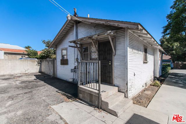 6535 Regent Street, Huntington Park, CA 90255