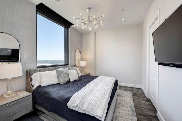 1211 Caroline Street 1501, Houston, TX 77002