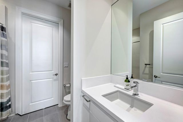 1211 Caroline Street 1501, Houston, TX 77002