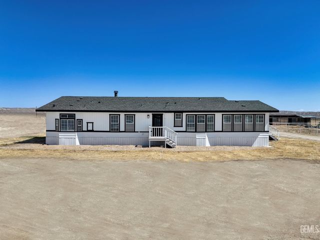 27579 Tamarisk Road, Taft, CA 93268