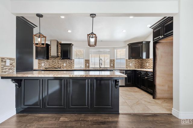 27579 Tamarisk Road, Taft, CA 93268