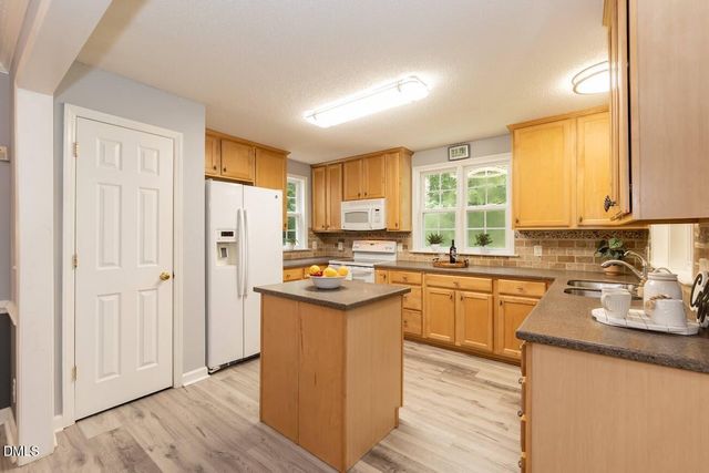 6604 Willow Chase Drive, Willow Springs, NC 27592