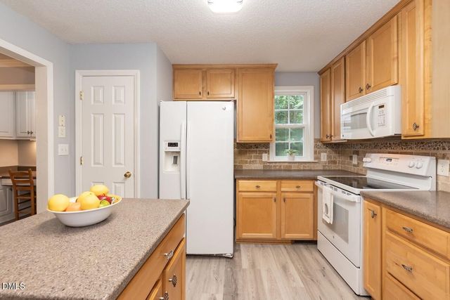 6604 Willow Chase Drive, Willow Springs, NC 27592