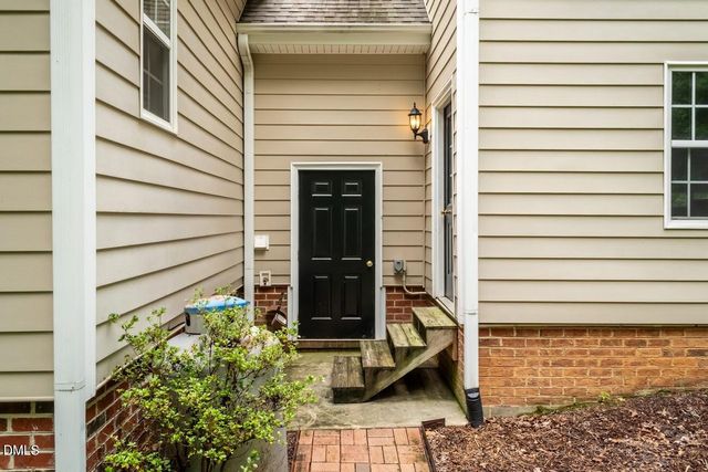 6604 Willow Chase Drive, Willow Springs, NC 27592