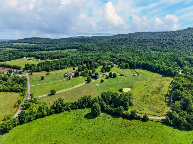 1377 Chestnut Grove Rd, Morrison, TN 37357