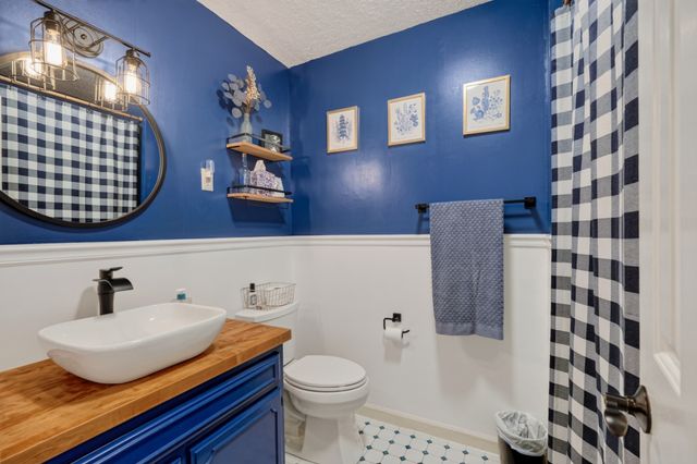 1377 Chestnut Grove Rd, Morrison, TN 37357