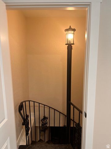 1055 COLLINS BLVD, Ogden, UT 84404