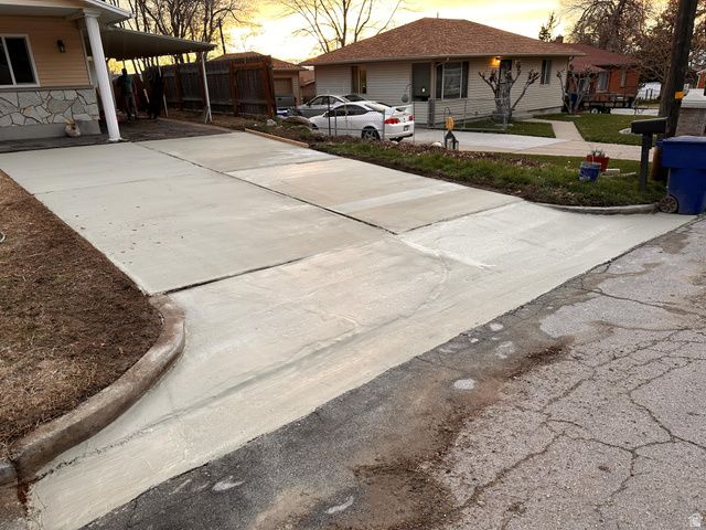 1055 COLLINS BLVD, Ogden, UT 84404