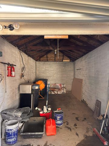 1055 COLLINS BLVD, Ogden, UT 84404