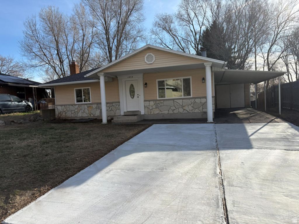 1055 COLLINS BLVD, Ogden, UT 84404