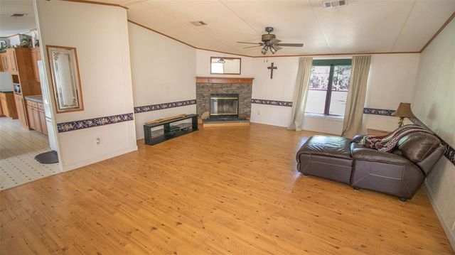 17824 NE 143RD TERRACE, Waldo, FL 32694