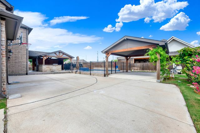 295 Crystal Cove, Sunnyvale, TX 75182