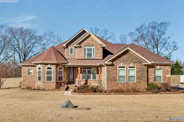 33 Ivy Drive, Fayetteville, TN 37334