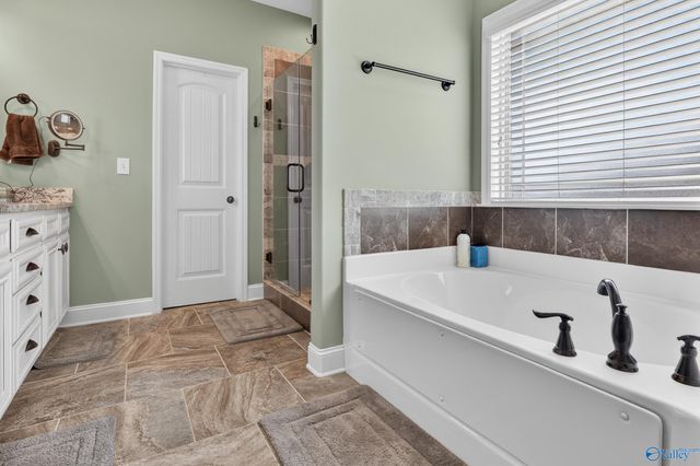 33 Ivy Drive, Fayetteville, TN 37334