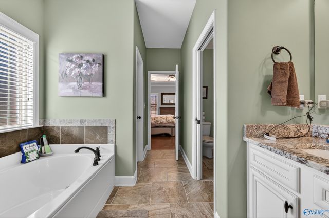 33 Ivy Drive, Fayetteville, TN 37334