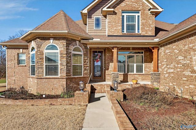 33 Ivy Drive, Fayetteville, TN 37334