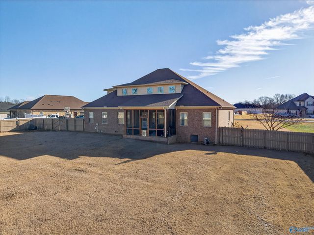 33 Ivy Drive, Fayetteville, TN 37334