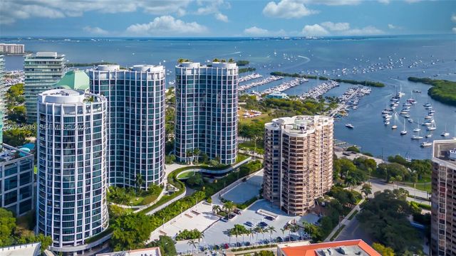 2831 S Bayshore Dr 402, Miami, FL 33133