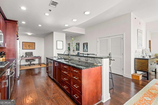 270 17th Street NW 3503, Atlanta, GA 30363