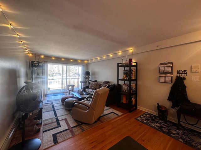 10205 S 86th Terrace 3-310, Palos Hills, IL 60465