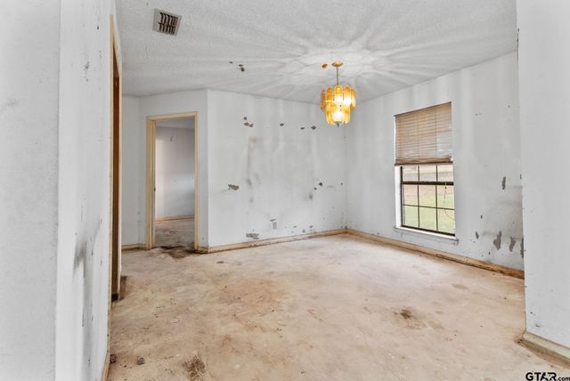 21135 County Road 1291, Flint, TX 75762