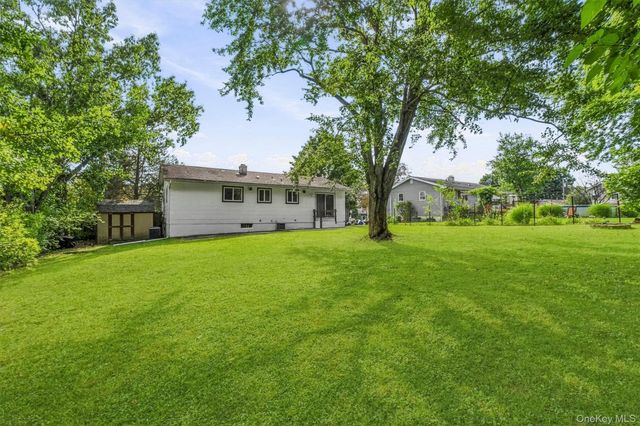 29 Cumberland Road, Fishkill, NY 12524