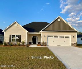 207 Windsor Run Boulevard, Jacksonville, NC 28546
