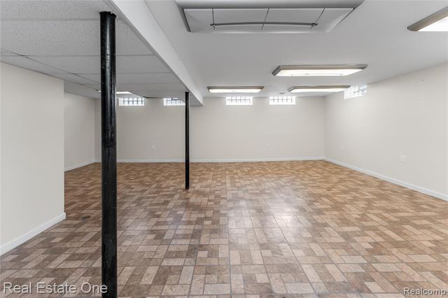 15470 Windemere Street, Southgate, MI 48195