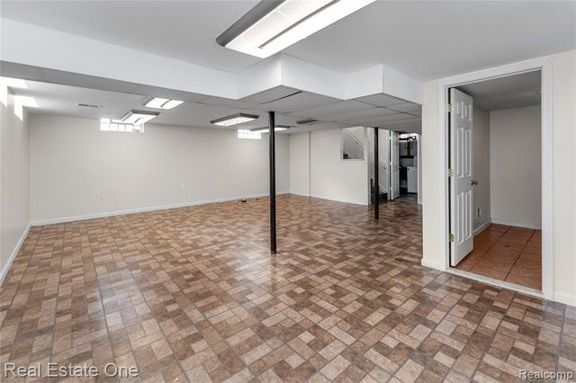 15470 Windemere Street, Southgate, MI 48195