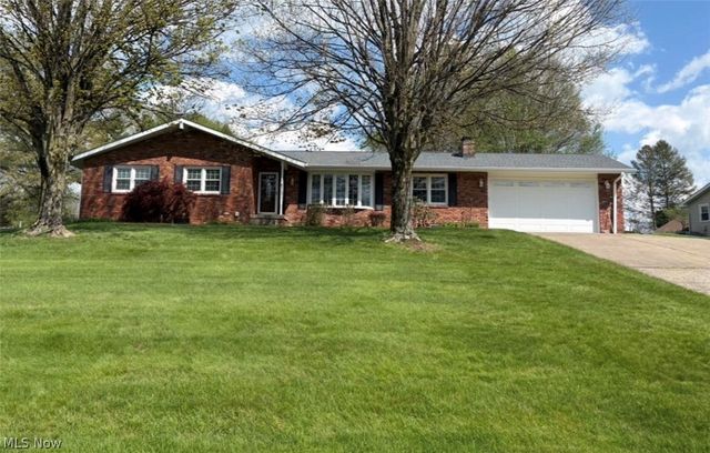 67541 Almar Lane W, St Clairsville, OH 43950