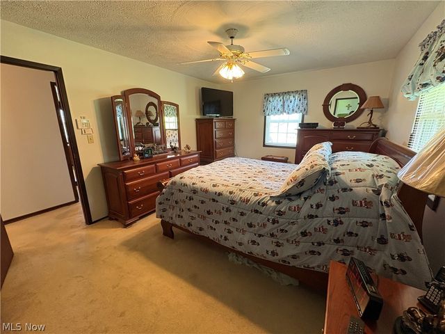 67541 Almar Lane W, St Clairsville, OH 43950