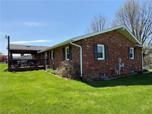 67541 Almar Lane W, St Clairsville, OH 43950