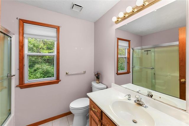 20101 S Parrott Farm Road, Pleasant Hill, MO 64080