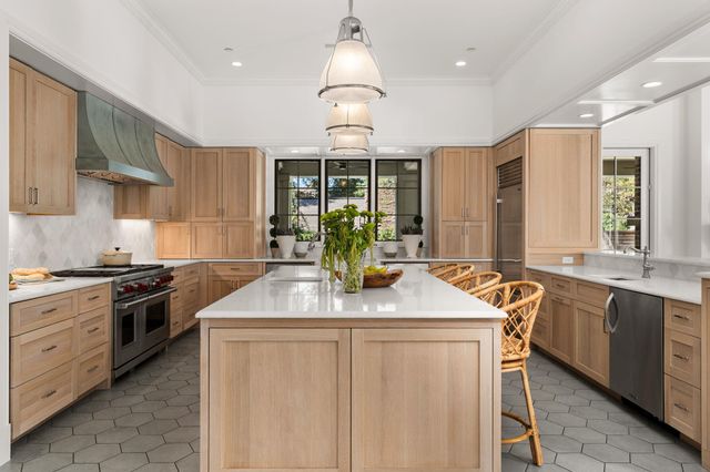 2703 Greenlee DR, Austin, TX 78703